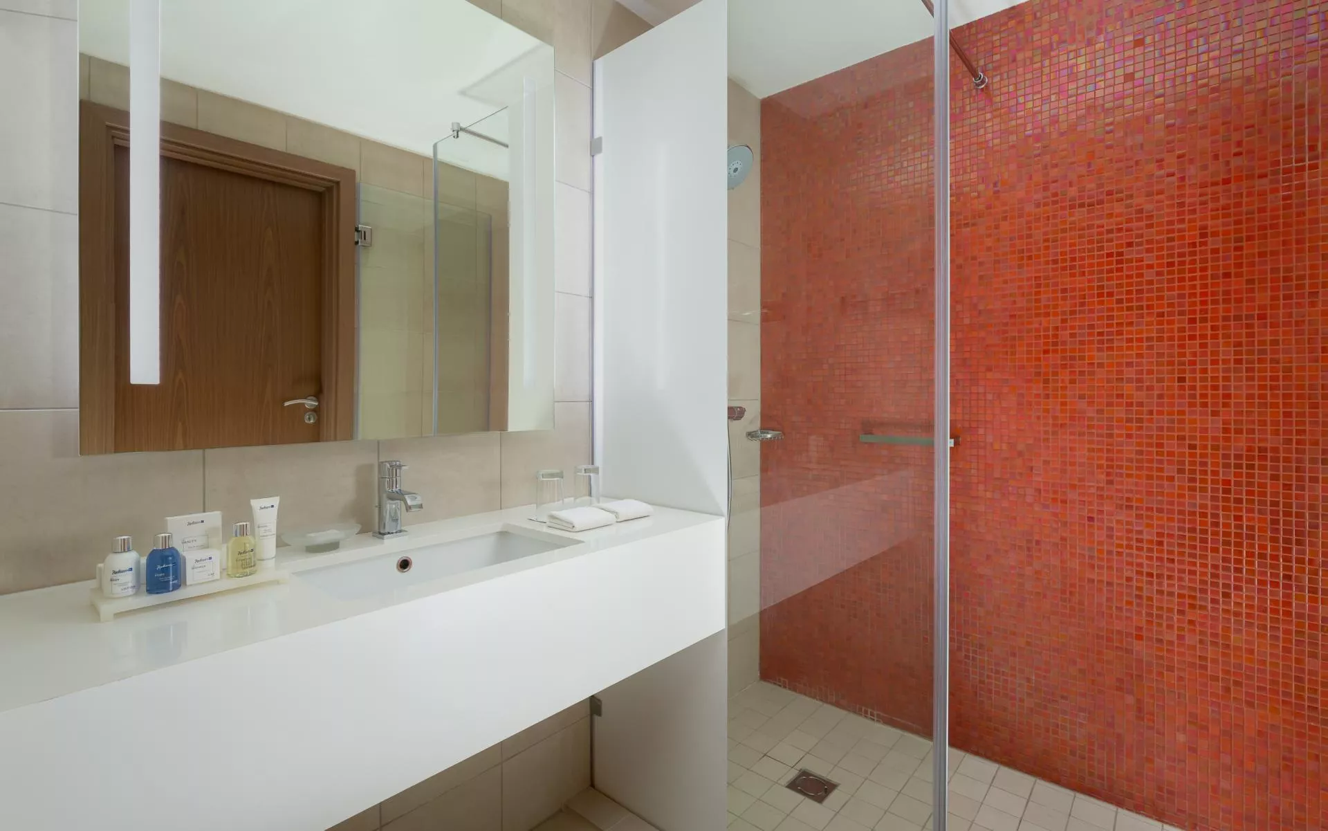 https://site-m25.cosmosgroup.ru/files/hotel_gallery_items/1513_1729165140.webp