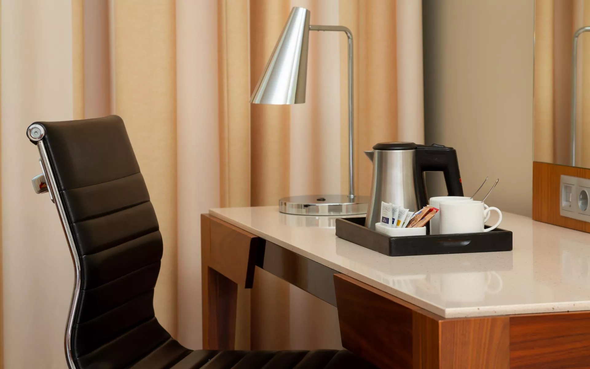 https://site-m25.cosmosgroup.ru/files/hotel_gallery_items/1517_1729165360.webp