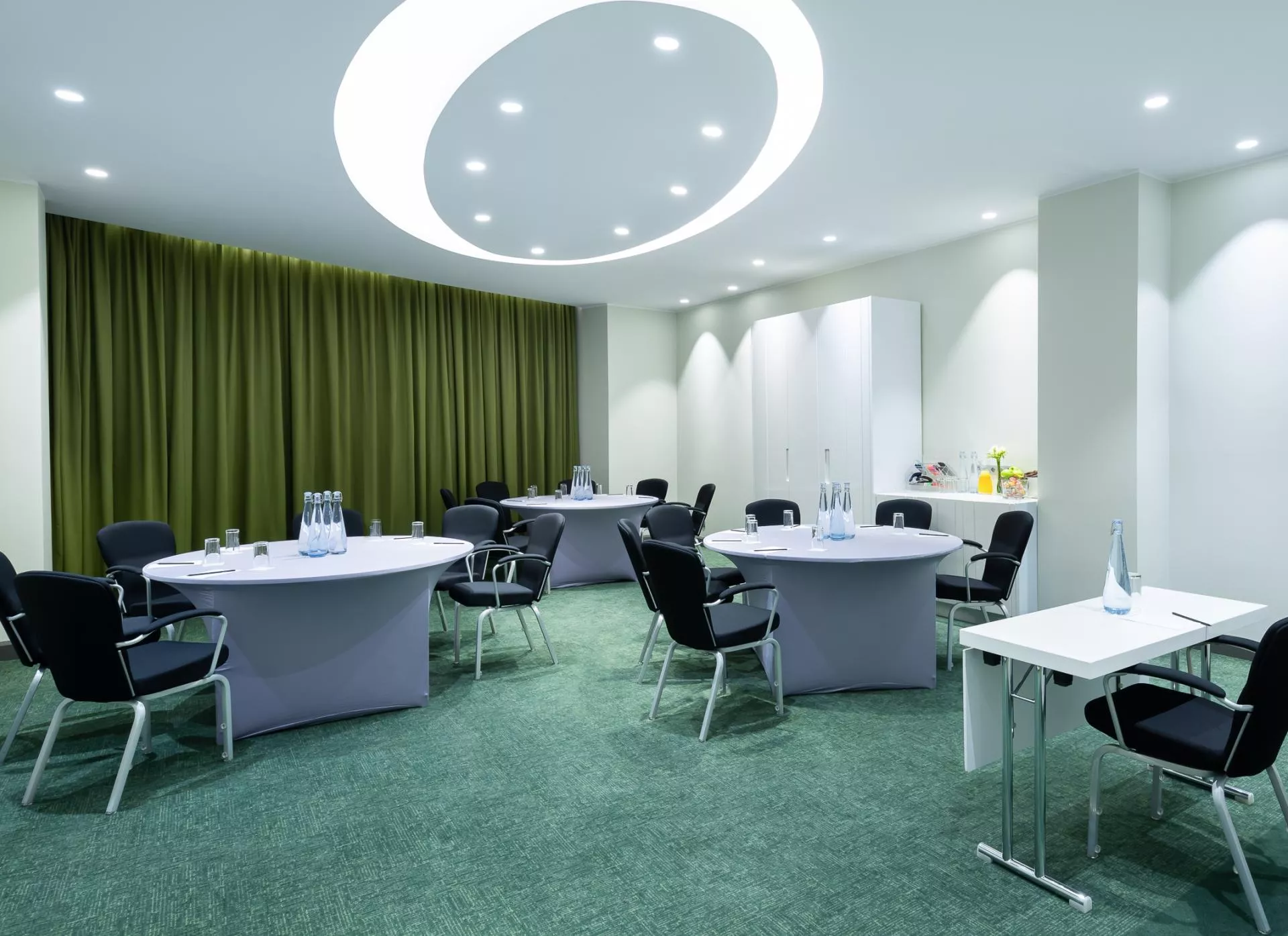 https://site-m25.cosmosgroup.ru/files/hotel_gallery_items/1568_1729169992.webp