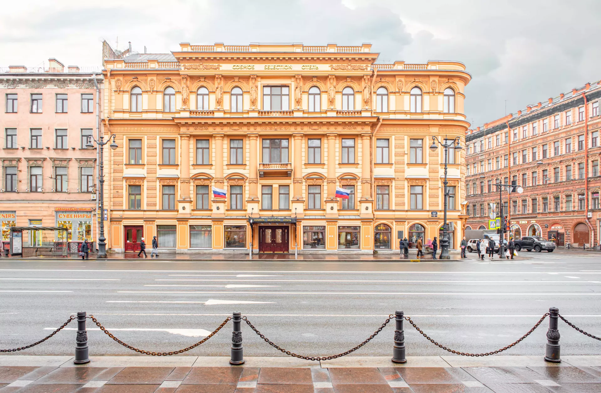 https://site-m25.cosmosgroup.ru/files/hotel_gallery_items/2038_1732541730.webp
