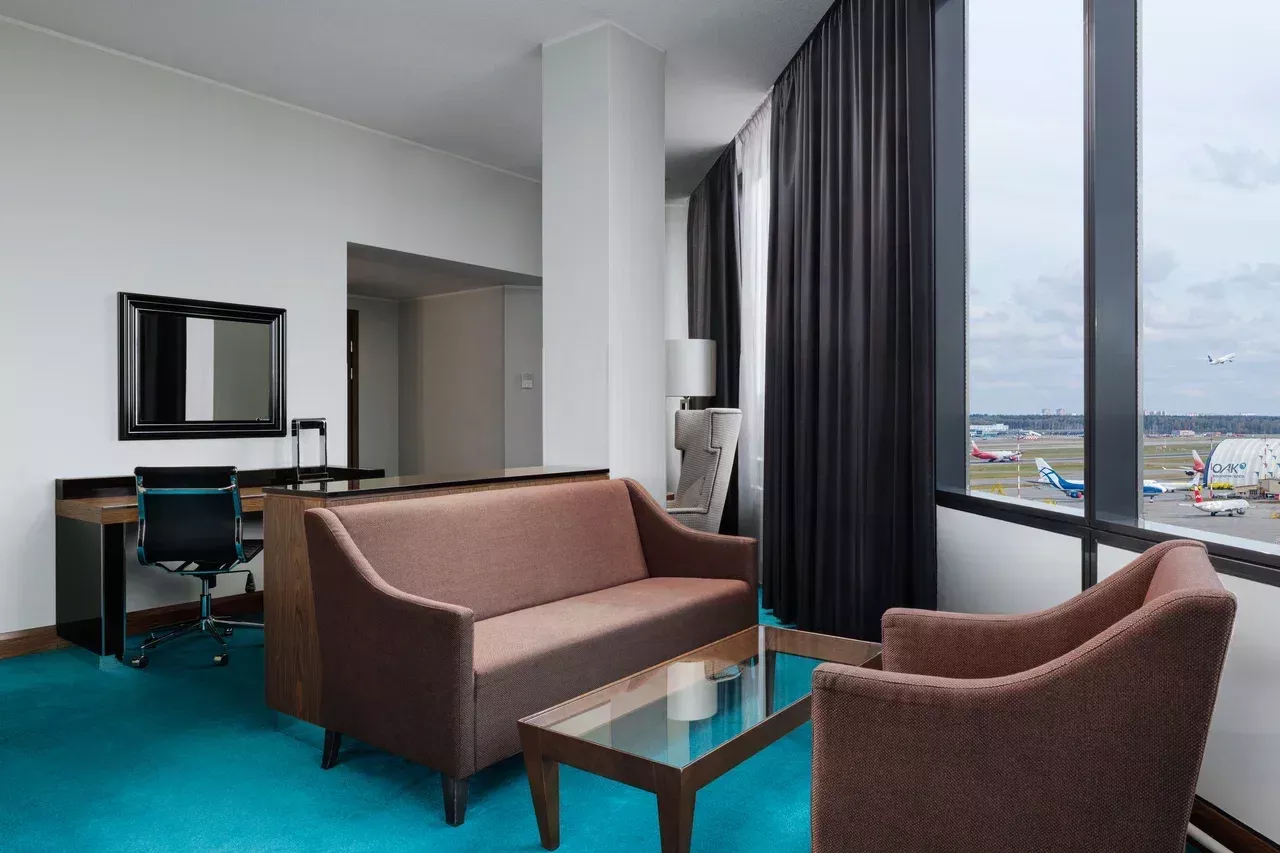 https://site-m25.cosmosgroup.ru/files/hotel_gallery_items/2204_1733596772.webp