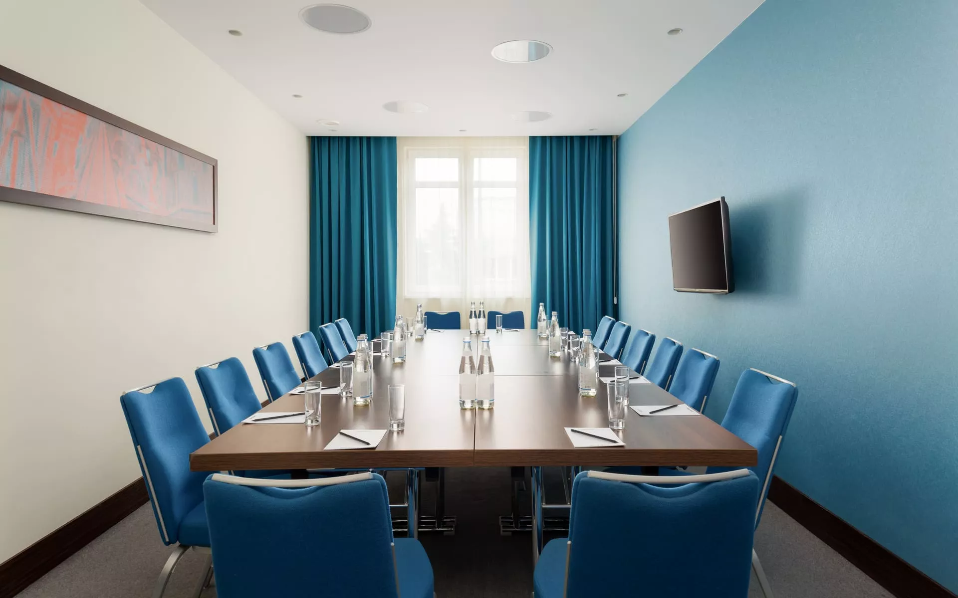 https://site-m25.cosmosgroup.ru/files/hotel_gallery_items/263_1625674579.webp