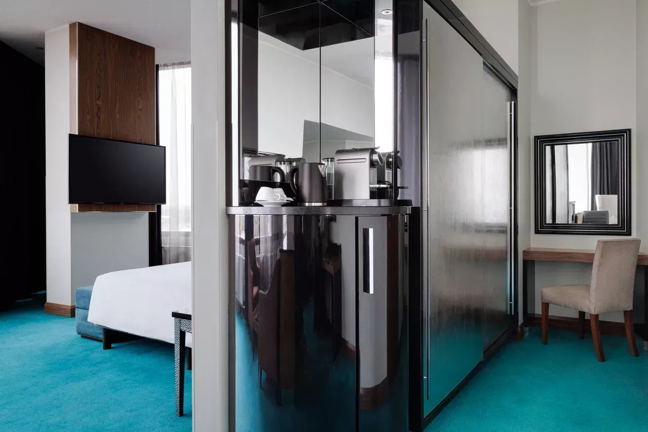 https://site-m25.cosmosgroup.ru/files/hotel_gallery_items/2677_1741028616.webp