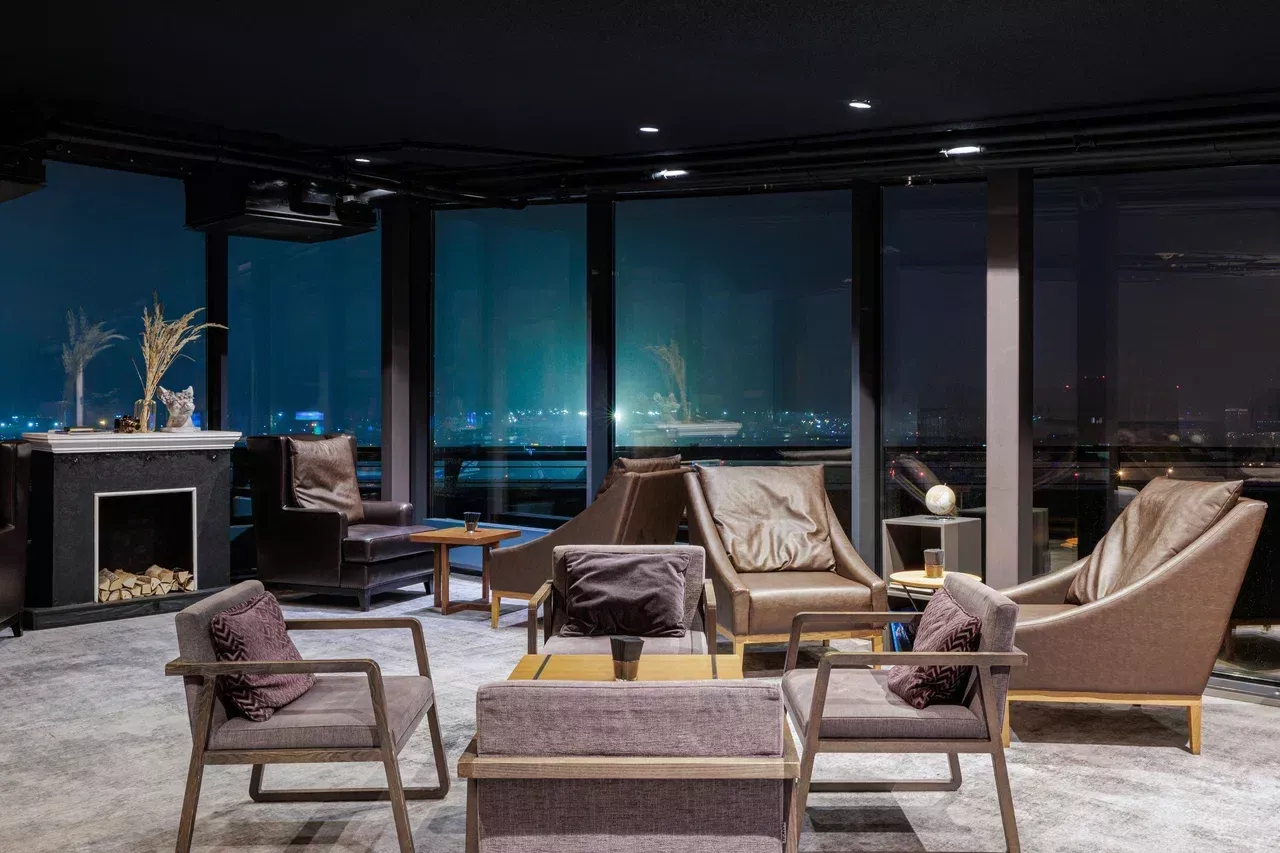 https://site-m25.cosmosgroup.ru/files/hotel_gallery_items/2700_1741074042.webp