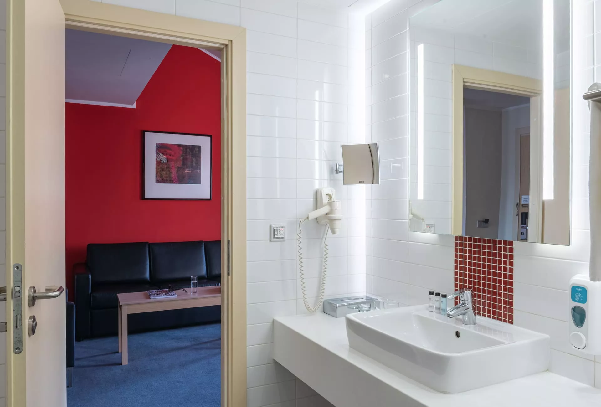 https://site-m25.cosmosgroup.ru/files/hotel_gallery_items/495_1631313719.webp