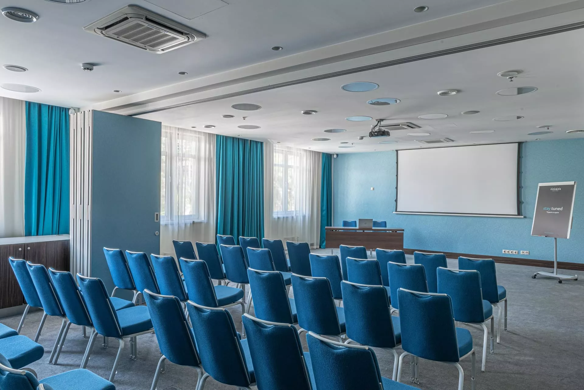 https://site-m25.cosmosgroup.ru/files/hotel_gallery_items/504_1631314029.webp