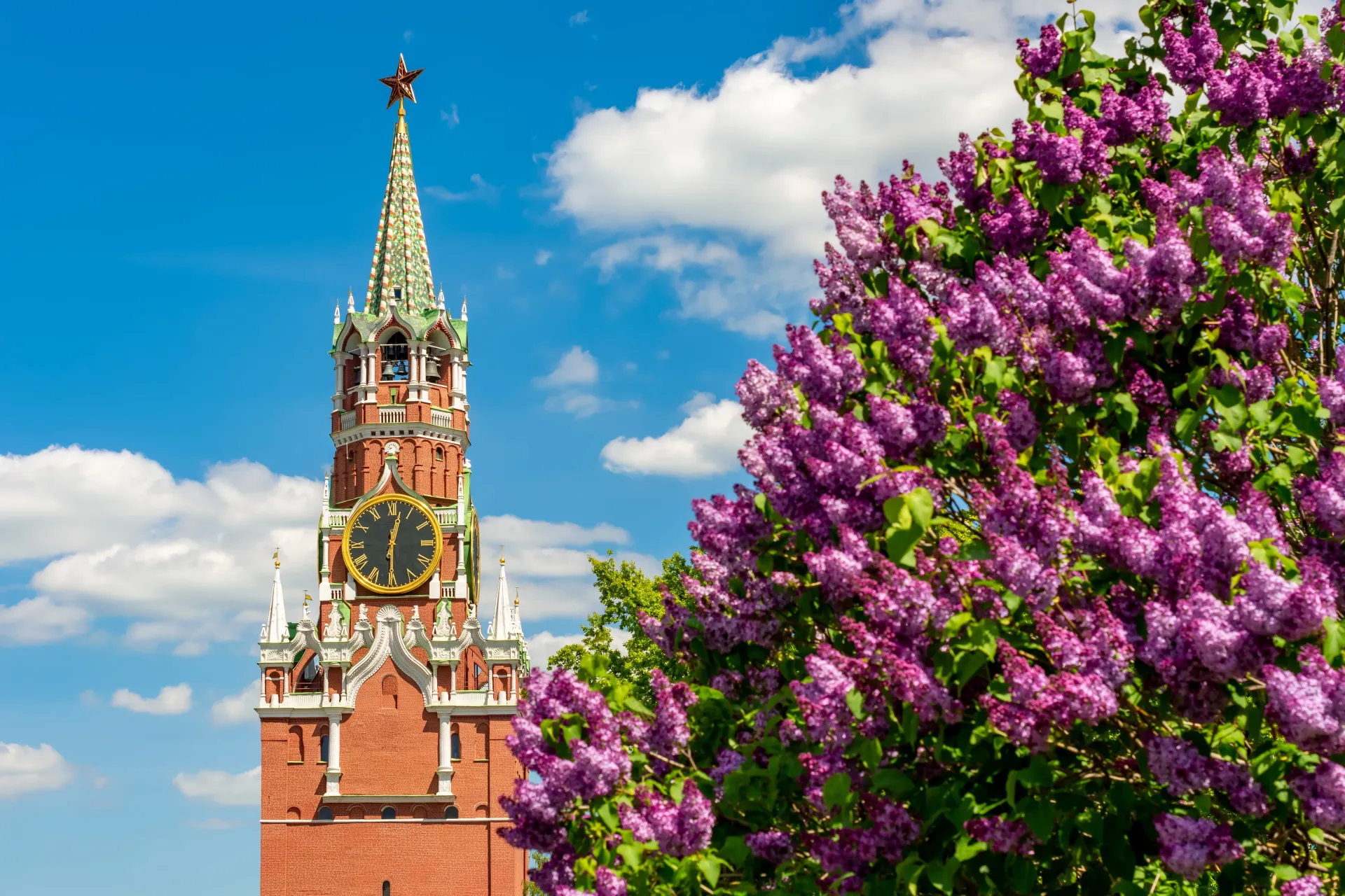 Весна в самом сердце Москвы: сезонное предложение со скидкой до 15%