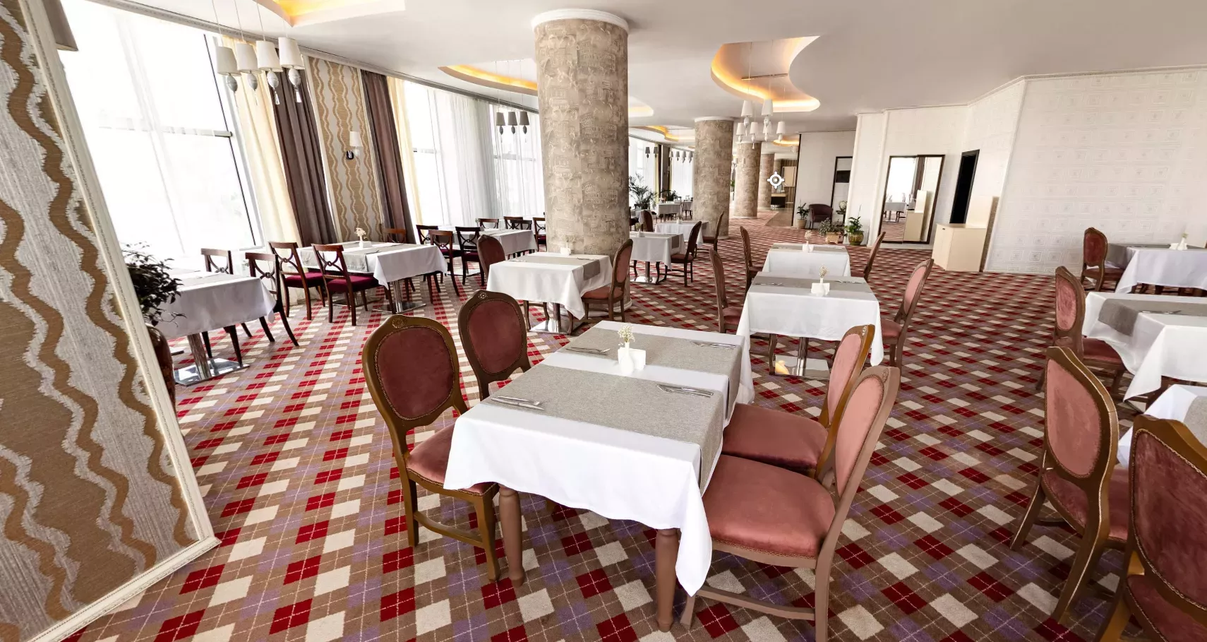 https://site-m25.cosmosgroup.ru/files/hotel_restaurants/68baa5e07dac9.webp