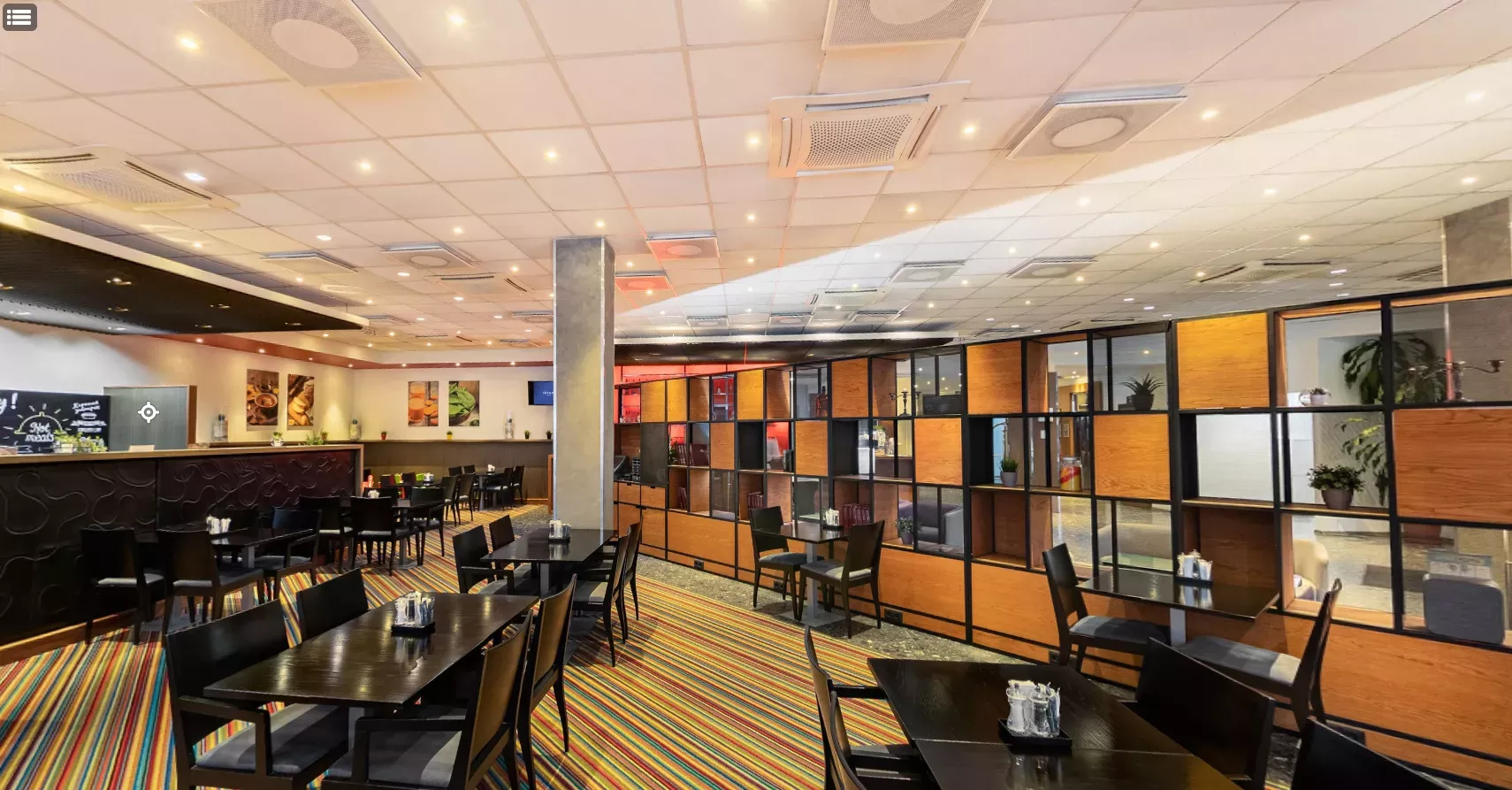 https://site-m25.cosmosgroup.ru/files/hotel_restaurants/68d672ebe6d7a.webp